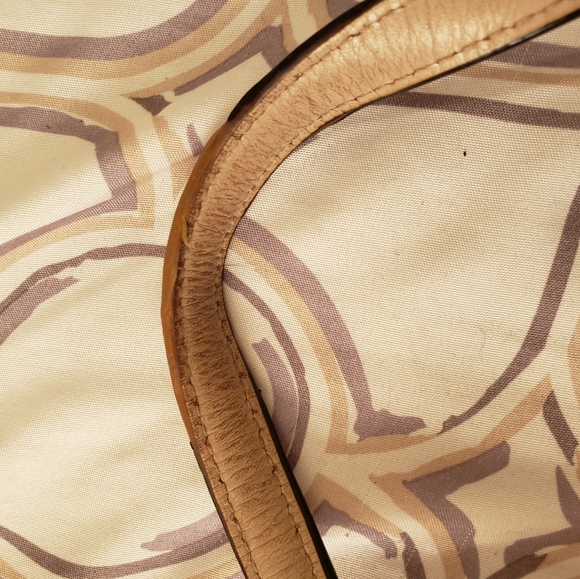 Michael Kors purse - Picture 7 of 9